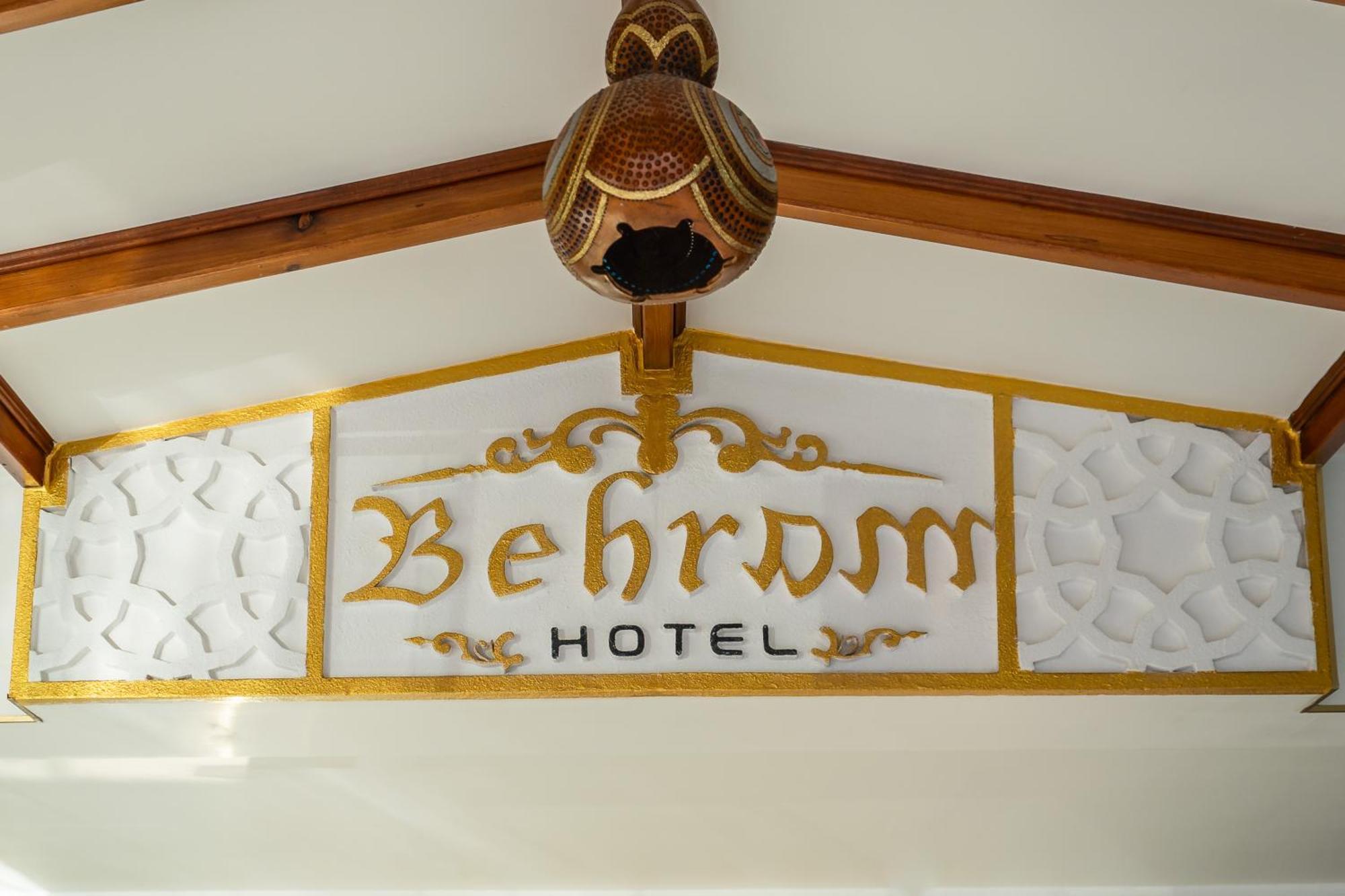 Behram Hotel อันตัลยา ภายนอก รูปภาพ