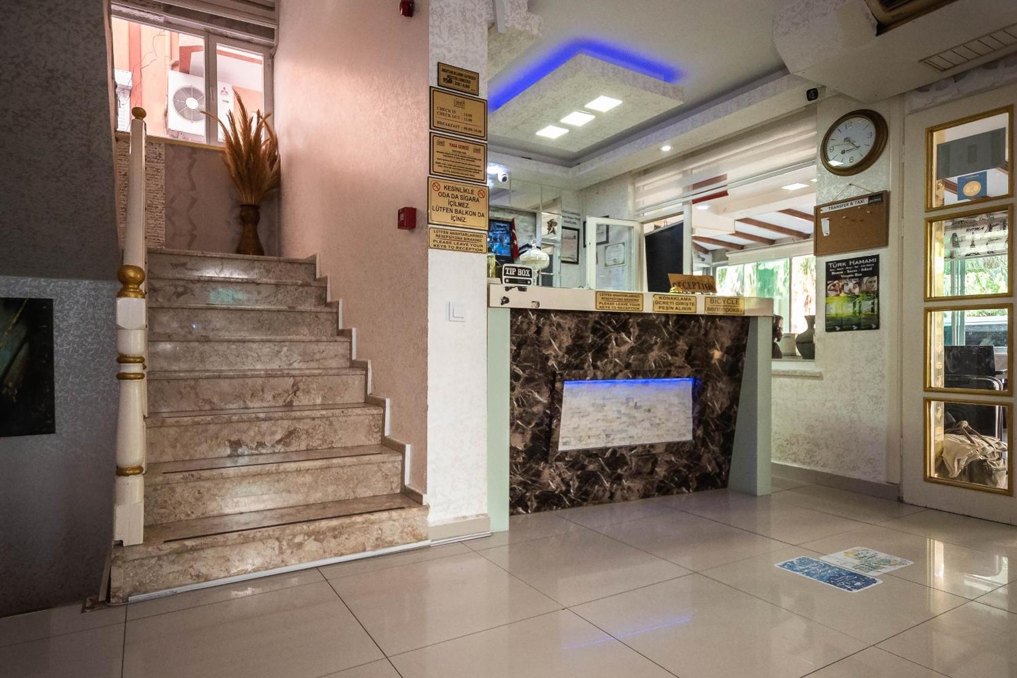 Behram Hotel อันตัลยา ภายนอก รูปภาพ